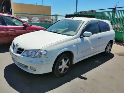 Vehículo de desguace NISSAN ALMERA II HATCHBACK (N16)  del año 2002 con motor YD22