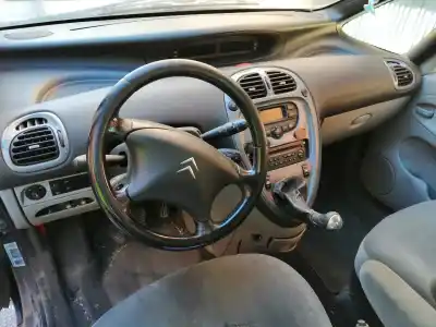 Veículo de Sucata citroen xsara picasso (n68) 1.6 hdi do ano 2004 alimentado 9hy