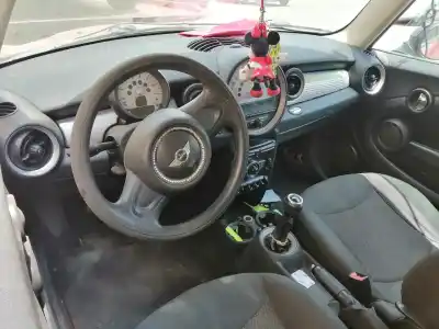 Здавання транспортного засобу mini mini (r56) one d року 2011 потужний n47c16a