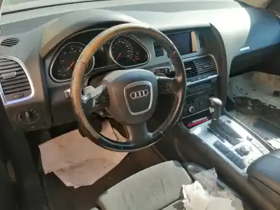 Sloopvoertuig audi                                               q7 (4lb)                                                                                                                                                                                                                                                   3.0 tdi quattro                                                                                                                                                                                                                                            van het jaar 2006 aangedreven bug