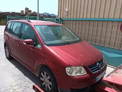 Veículo de Sucata VOLKSWAGEN TOURAN (1T1, 1T2) 2.0 TDI 16V do ano 2004 alimentado BKD