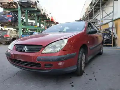 Véhicule à la ferraille CITROEN C5 I (DC_) 2.0 HDI (DCRHZB, DCRHZE) de l'année 2001 alimenté RHZ