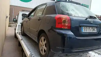 Sloopvoertuig toyota corolla (_e12_) 2.0 d-4d (cde120r_, cde120l_) van het jaar 2005 aangedreven 1cdftv