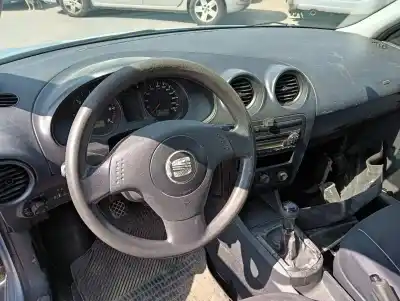 Véhicule à la ferraille seat                                               ibiza (6l1)                                                                                                                                                                                                                                                1.9 sdi                                                                                                                                                                                                                                                    de l'année 2003 alimenté asy