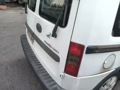 Veicolo di demolizione opel combo tour 1.3 cdti 16v dell'anno 2005 alimentato z13dt