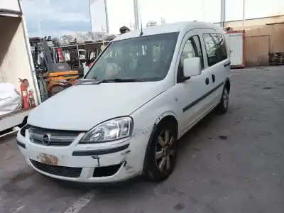 Veicolo di demolizione opel combo tour 1.3 cdti 16v dell'anno 2005 alimentato z13dt