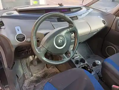 Scrapping Vehicle renault espace iv (jk0/1_) 2.2 dci (jk0h) of the year 2005 powered g9tj7