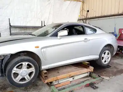 Véhicule à la ferraille hyundai                                            coupe (gk)                                                                                                                                                                                                                                                 1.6 fx                                                                                                                                                                                                                                                     de l'année 2002 alimenté g4ed