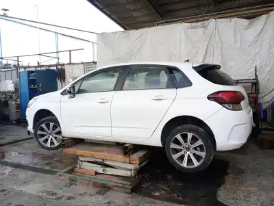 Sloopvoertuig citroen c4 ii (nc_) 1.2 thp 110 van het jaar 2016 aangedreven hn01