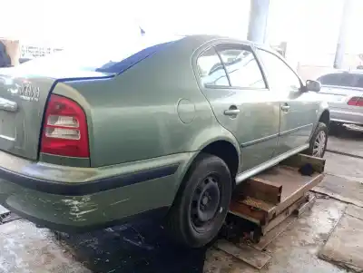Scrapping Vehicle skoda octavia i (1u2) 1.6 of the year 2002 powered avu
