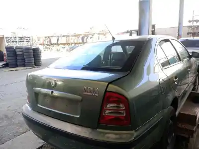 Scrapping Vehicle skoda octavia i (1u2) 1.6 of the year 2002 powered avu