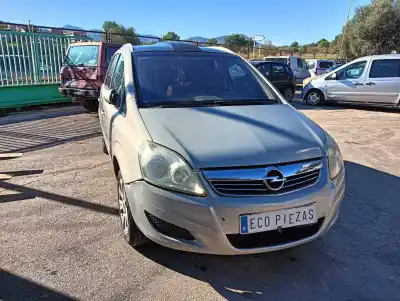 Veículo de Sucata OPEL ZAFIRA / ZAFIRA FAMILY B (A05) 1.9 CDTI (M75) do ano 2008 alimentado Z19DT
