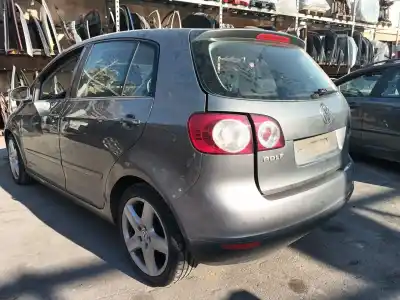 Veículo de Sucata volkswagen golf plus v (5m1, 521) 2.0 tdi 16v do ano 2006 alimentado bkd