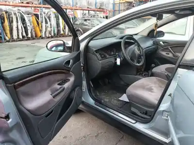 Veículo de Sucata citroen c5 i (dc_) 2.2 hdi (dc4hxb, dc4hxe) do ano 2004 alimentado 4hx