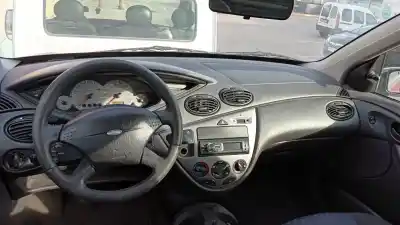 Здавання транспортного засобу ford focus i (daw, dbw) 1.6 16v року 1999 потужний fyda