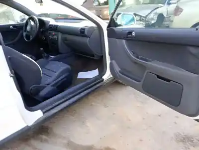 Véhicule à la ferraille audi                                               a3 (8l1)                                                                                                                                                                                                                                                   1.9 tdi                                                                                                                                                                                                                                                    de l'année 1998 alimenté ahf