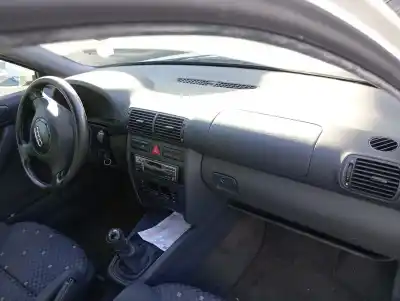 Véhicule à la ferraille audi                                               a3 (8l1)                                                                                                                                                                                                                                                   1.9 tdi                                                                                                                                                                                                                                                    de l'année 1998 alimenté ahf