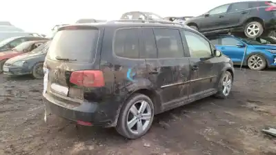 Sloopvoertuig volkswagen touran (1t3) 2.0 tdi van het jaar 2013 aangedreven cfh