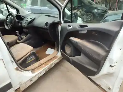 Veículo de Sucata ford transit courier b460 furgoneta/monovolumen 1.0 ecoboost do ano 2015 alimentado sfdc