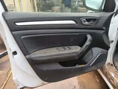 Здавання транспортного засобу renault megane iv fastback (b9a/m/n_) 1.3 tce 140 (b9nb) року 2018 потужний h5h 470