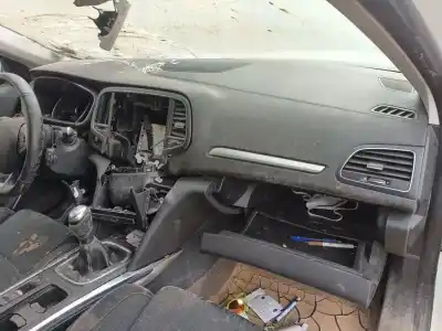 Здавання транспортного засобу renault megane iv fastback (b9a/m/n_) 1.3 tce 140 (b9nb) року 2018 потужний h5h 470