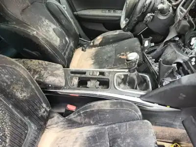 Здавання транспортного засобу renault megane iv fastback (b9a/m/n_) 1.3 tce 140 (b9nb) року 2018 потужний h5h 470
