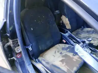 Scrapping Vehicle volvo v40 fastback (525) d2 of the year 2017 powered d4204t8