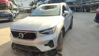 Veículo de Sucata volvo xc40 (536) b3 mild-hybrid do ano 2024 alimentado b420t4
