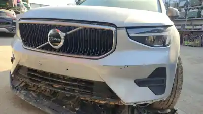 Veículo de Sucata volvo xc40 (536) b3 mild-hybrid do ano 2024 alimentado b420t4