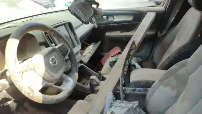 Veículo de Sucata volvo xc40 (536) b3 mild-hybrid do ano 2024 alimentado b420t4