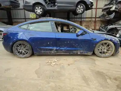 Здавання транспортного засобу tesla model 3 (5yj3) ev awd року 2022 потужний 3d3,3d5,3d7