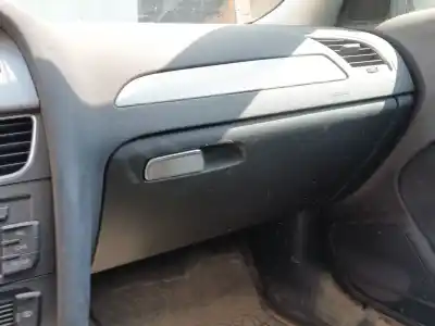 Здавання транспортного засобу audi a4 b8 (8k2) 2.0 tdi року 2010 потужний cagb