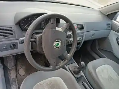 Scrapping Vehicle skoda fabia i (6y2) 1.4 of the year 2002 powered azf
