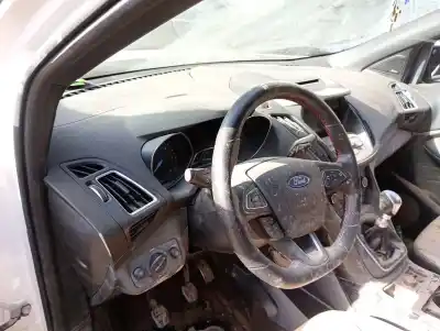 Здавання транспортного засобу ford kuga ii (dm2) 2.0 tdci року 2019 потужний t7md