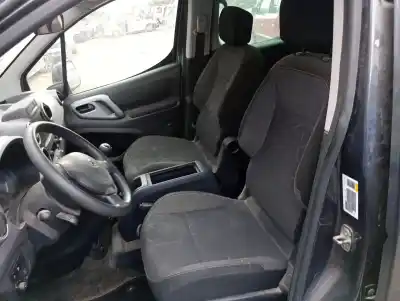 Veículo de Sucata peugeot partner tepee 1.6 bluehdi 100 do ano 2017 alimentado bh02