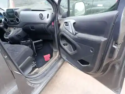 Veículo de Sucata peugeot partner tepee 1.6 bluehdi 100 do ano 2017 alimentado bh02