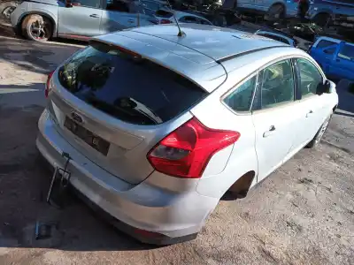 Veículo de Sucata ford focus iii 1.6 ti do ano 2012 alimentado pnda,pndd