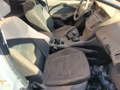 Veículo de Sucata ford focus iii 1.6 ti do ano 2012 alimentado pnda,pndd