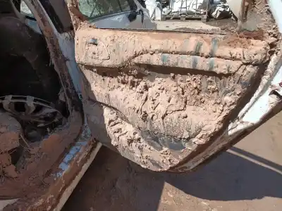 Veículo de Sucata citroen c4 ii (nc_) 1.6 hdi 115 do ano 2013 alimentado 9h05