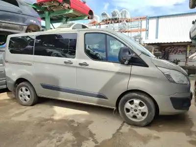 Veicolo di demolizione ford                                               transit custom v362 autobús (f3)                                                                                                                                                                                                                           2.0 ecoblue                                                                                                                                                                                                                                                dell'anno 2017 alimentato ymfs