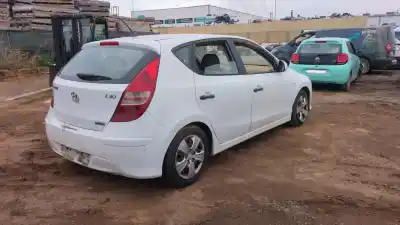 Scrapping Vehicle hyundai i30 (fd) 1.6 crdi of the year 2010 powered d4fb