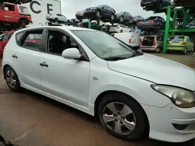 Scrapping Vehicle hyundai i30 (fd) 1.6 crdi of the year 2010 powered d4fb