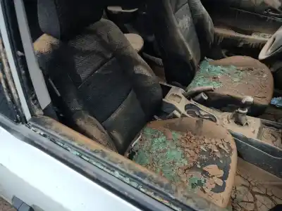 Scrapping Vehicle hyundai i30 (fd) 1.6 crdi of the year 2010 powered d4fb