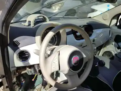 Veículo de Sucata fiat 500 (312_) 1.2 (312axa1a) do ano 2015 alimentado 169a4000