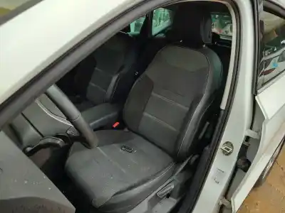 Здавання транспортного засобу seat ateca (kh7, khp) 2.0 tdi року 2020 потужний dff