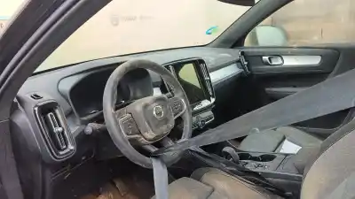 Veículo de Sucata volvo xc40 (536) b3 mild-hybrid do ano 2024 alimentado b420t4