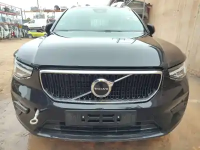 Veículo de Sucata volvo xc40 (536) b3 mild-hybrid do ano 2024 alimentado b420t4