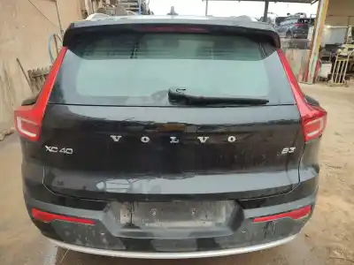 Veículo de Sucata volvo xc40 (536) b3 mild-hybrid do ano 2024 alimentado b420t4