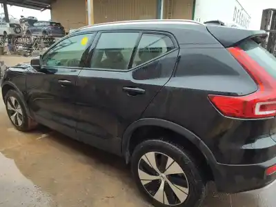 Veículo de Sucata volvo xc40 (536) b3 mild-hybrid do ano 2024 alimentado b420t4