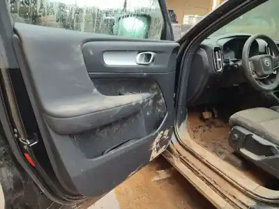 Veículo de Sucata volvo xc40 (536) b3 mild-hybrid do ano 2024 alimentado b420t4